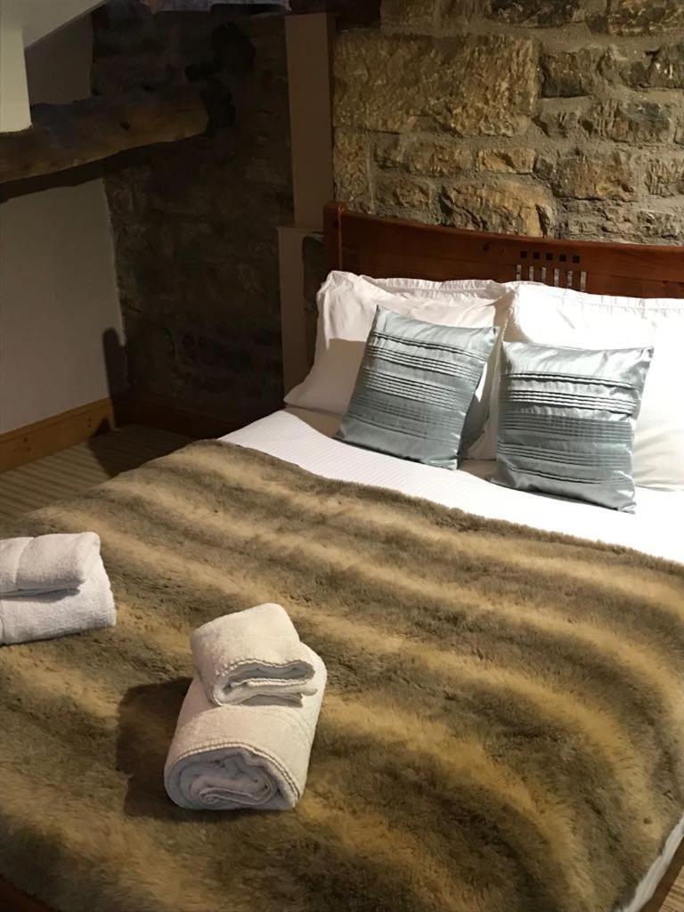 The Rake Tapas Accommodation Littleborough  외부 사진